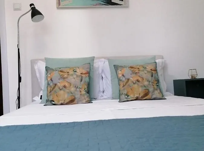 Apartman Laroka House Cosy And Modern Universitate-city Centre